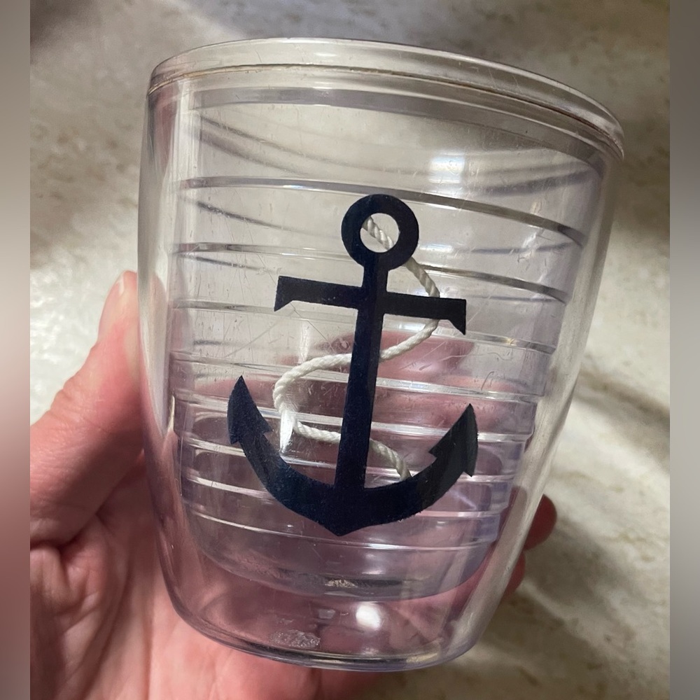 Clear Plastic Tumbler with Anchor Design